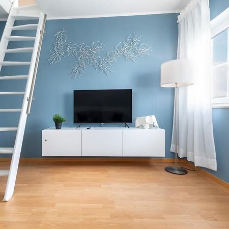 Ferienwohnung Julia - Klimatisiert Wolken Esterno foto