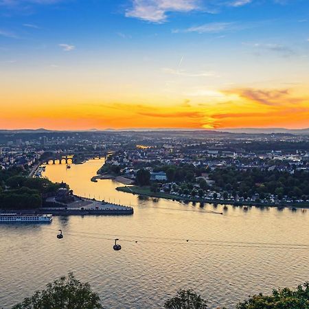 Ferienwohnung Julia - Klimatisiert Wolken Esterno foto