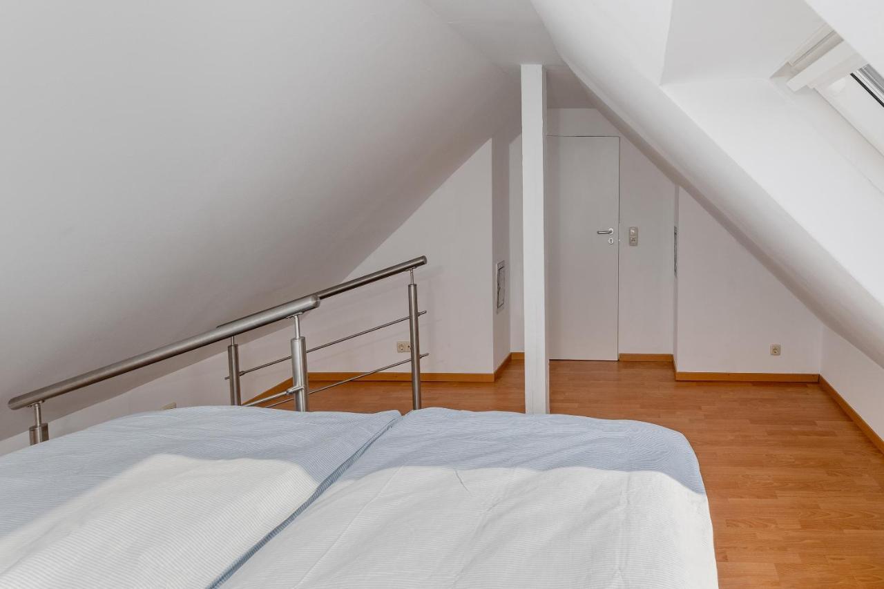Ferienwohnung Julia - Klimatisiert Wolken Esterno foto