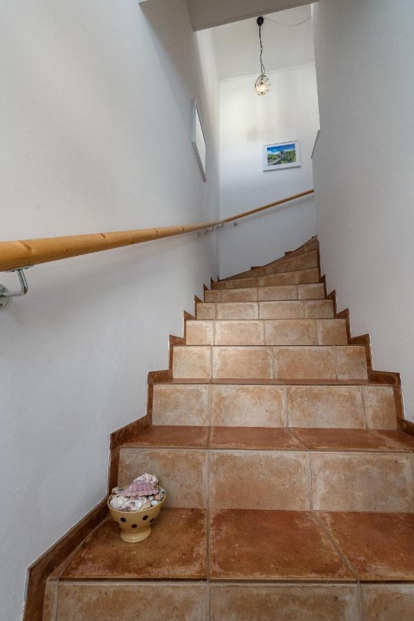 Ferienwohnung Julia - Klimatisiert Wolken Esterno foto